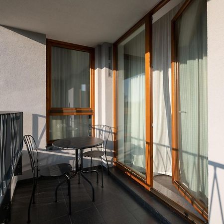 Nexthome Boutique Apartments - Klimatyzacja - Air Conditioning - New Varsó Kültér fotó